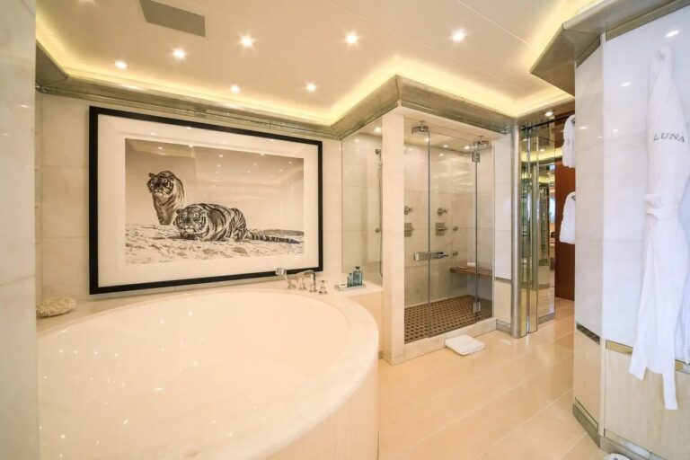 Master Ensuite