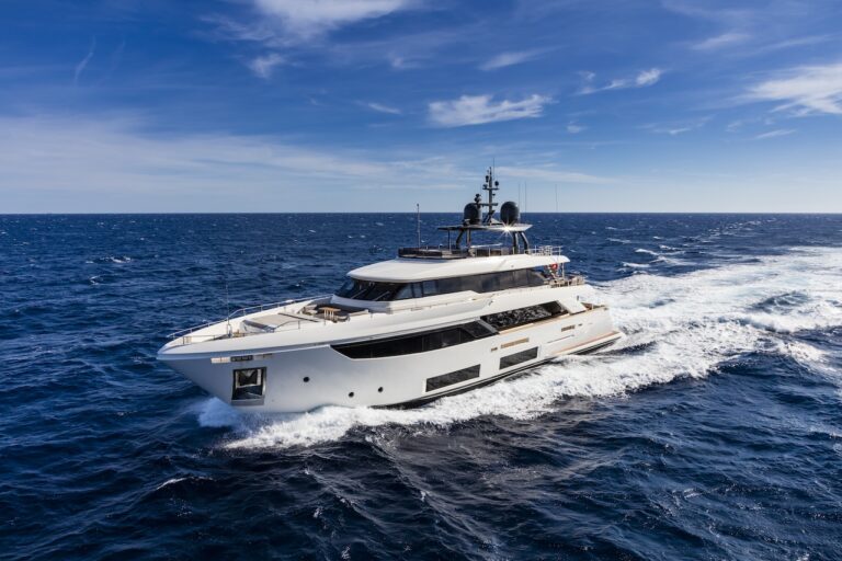 NAVETTA 33