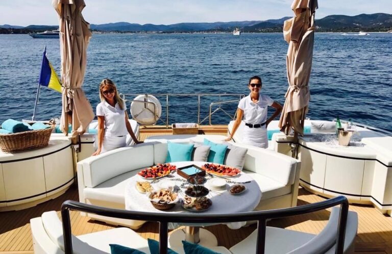 Alfresco Dining