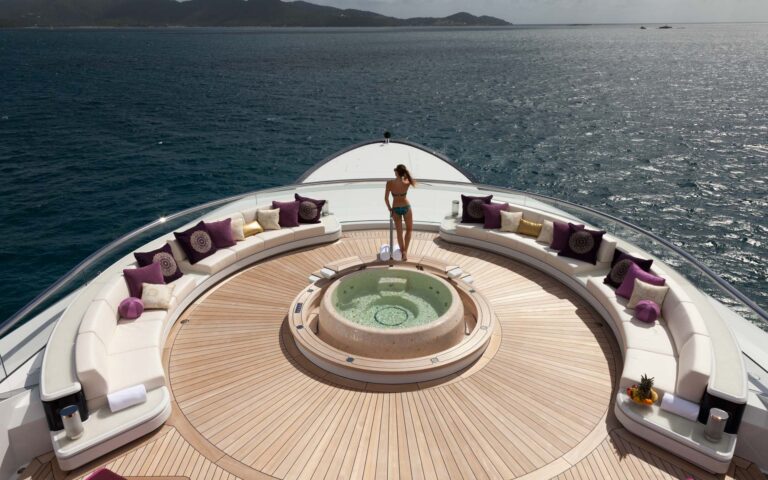 Yacht Solandge - Jacuzzi