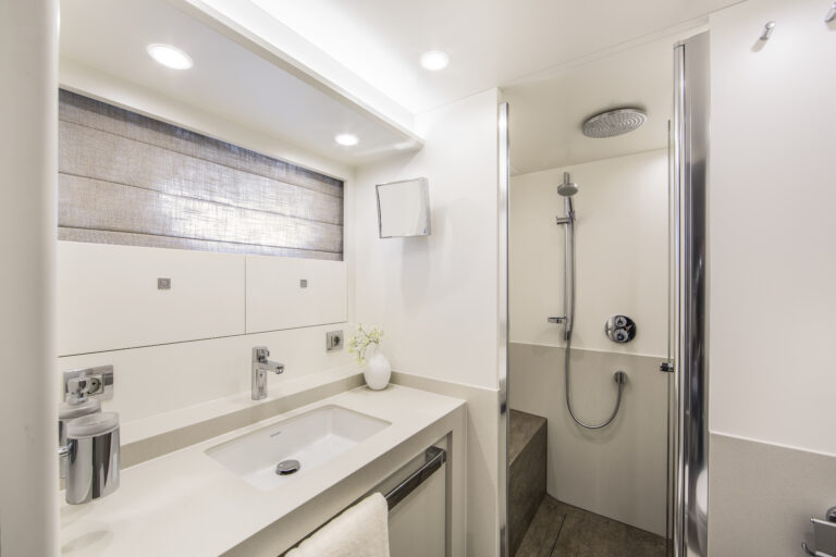 Double Guest Cabin