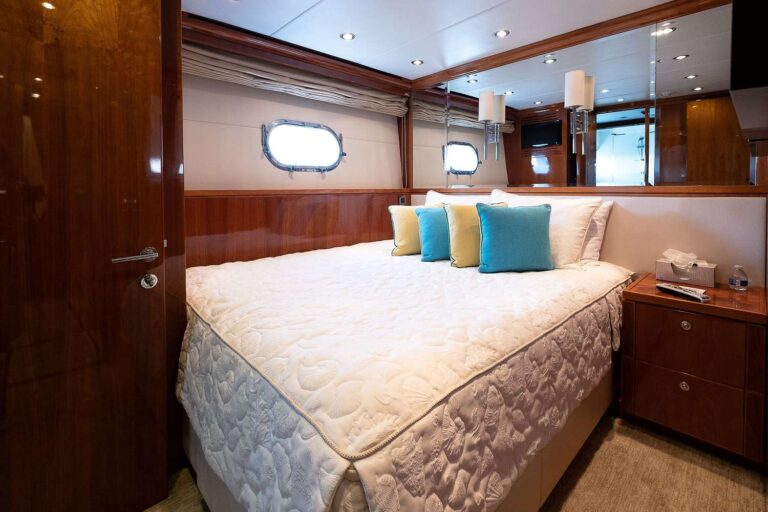 Double Cabin
