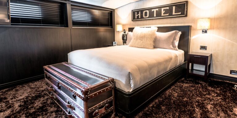 Guest Cabin