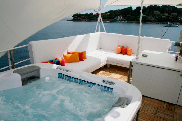 Jacuzzi