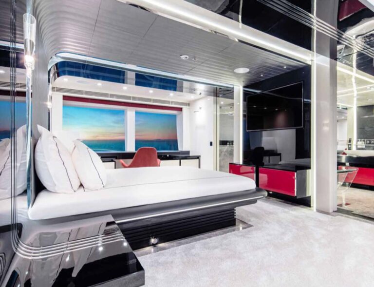 Master suite