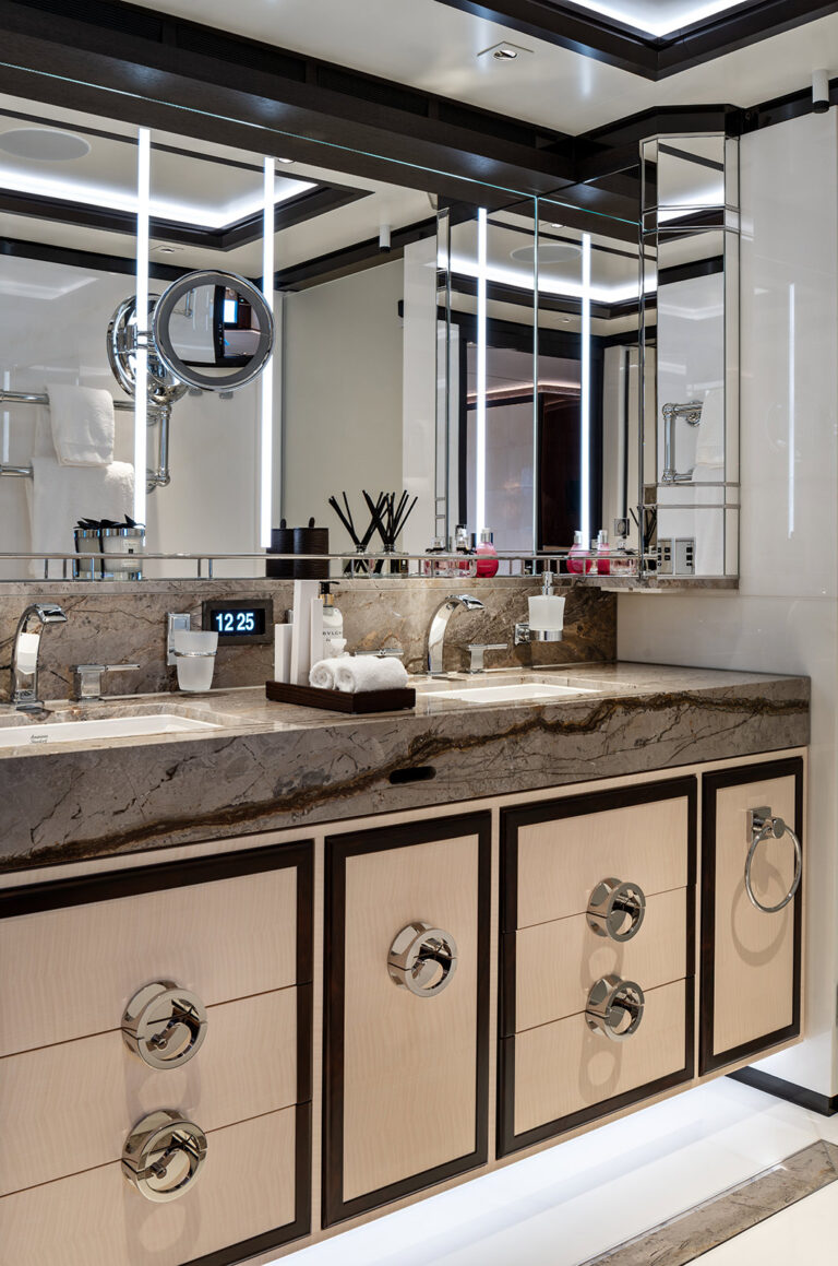 Double Ensuite Bathroom