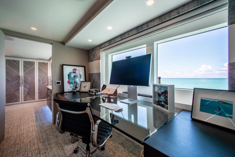Master Office