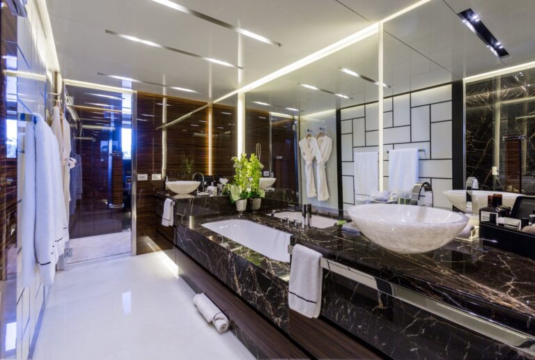 Ensuite