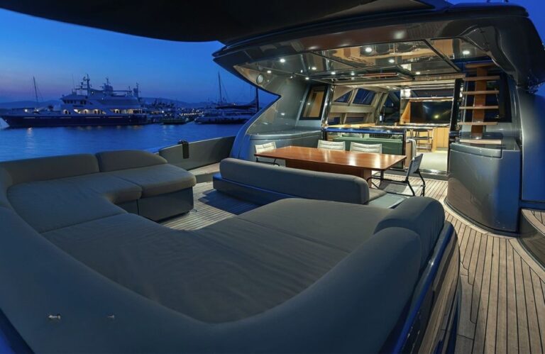 Exterior Relaxation Area
