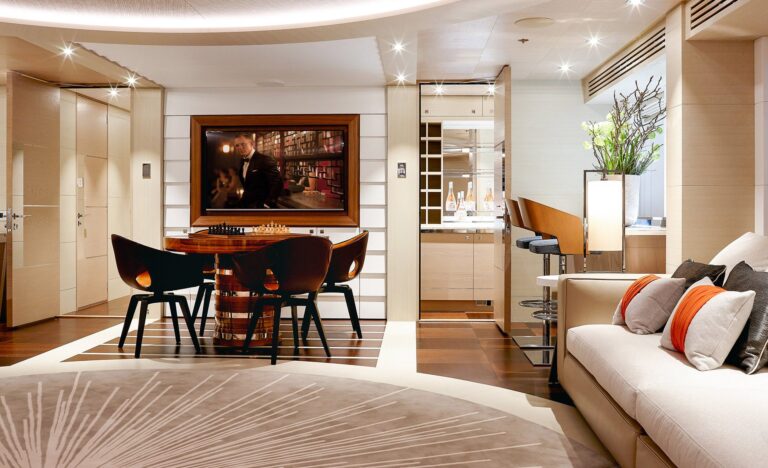 Upper Deck