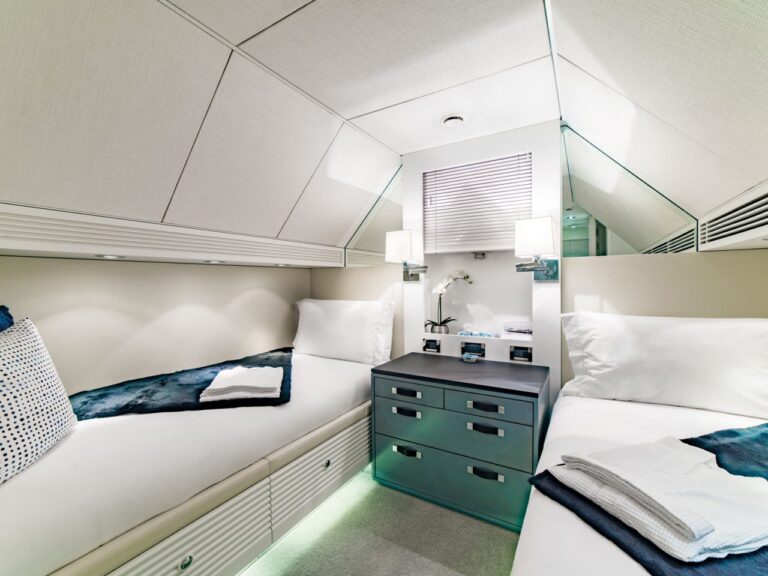 Twin Cabin