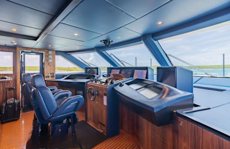 Captains Cabin