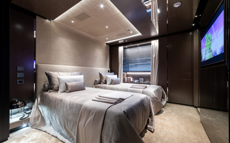 Twin Cabin