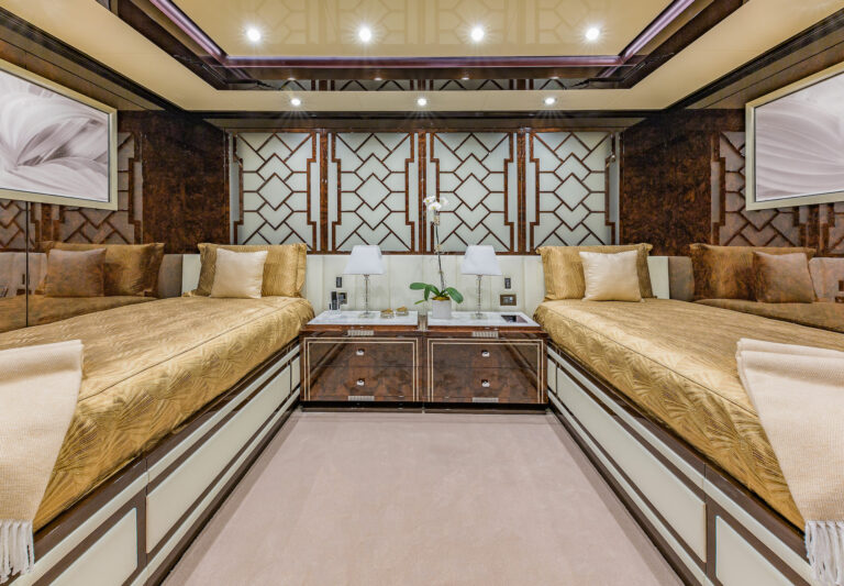 Twin Cabin 2