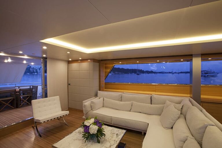 Interior  00005