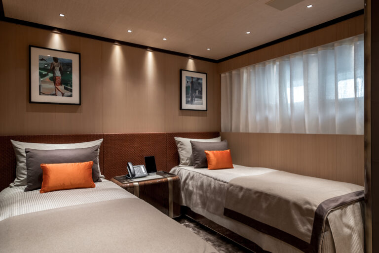 Twin Cabin