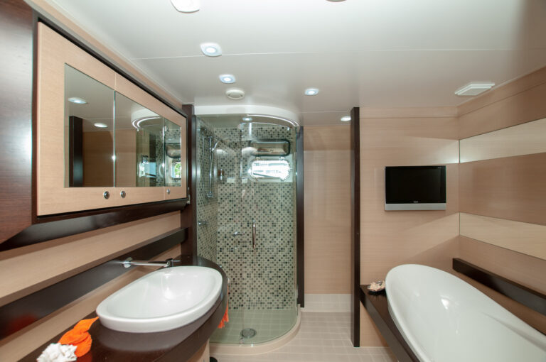 Master Ensuite Bathroom