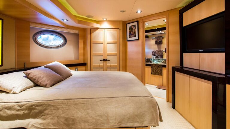 Guest Cabin