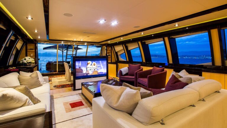 Upper Deck