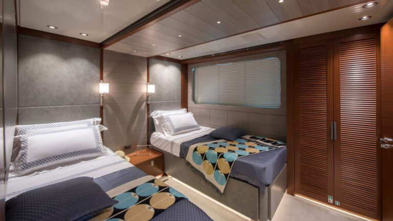 Twin Cabin