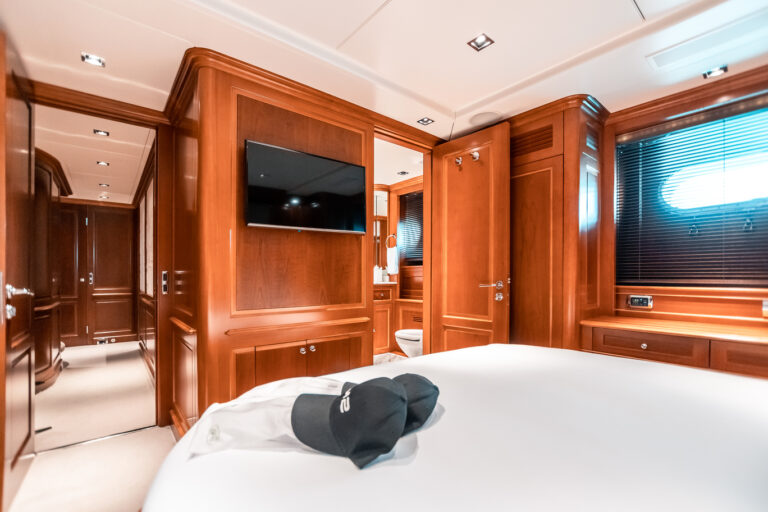 Double Cabin