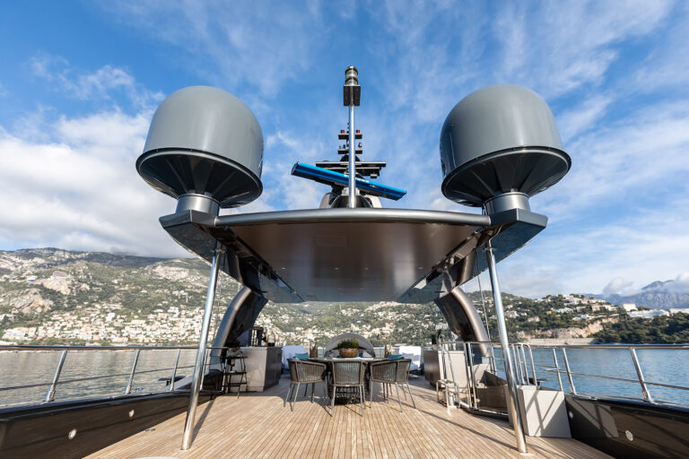 MRS L Exterior - Flybridge Deck