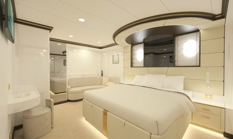 MS AURUM SKY  Stern Cabin 2