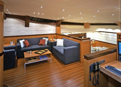 MUMU - Deck Saloon
