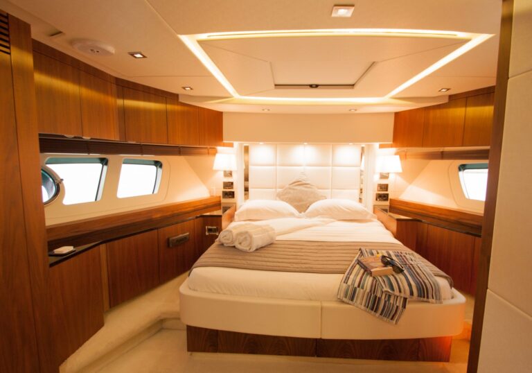 Vip Cabin