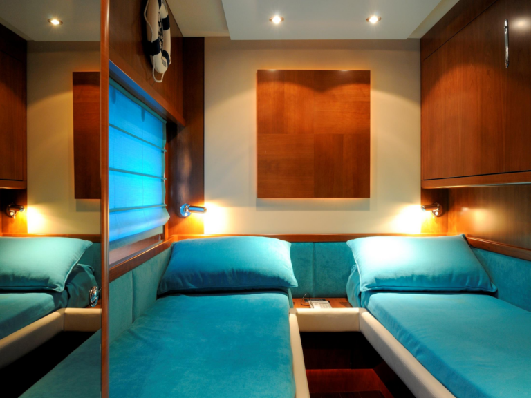 Twin Cabin
