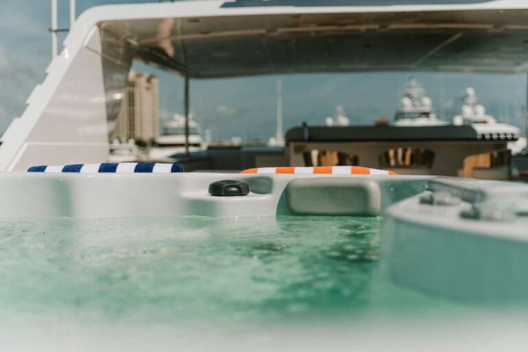 Jacuzzi
