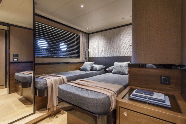 Twin Cabin