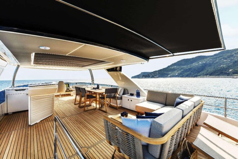 Flybridge