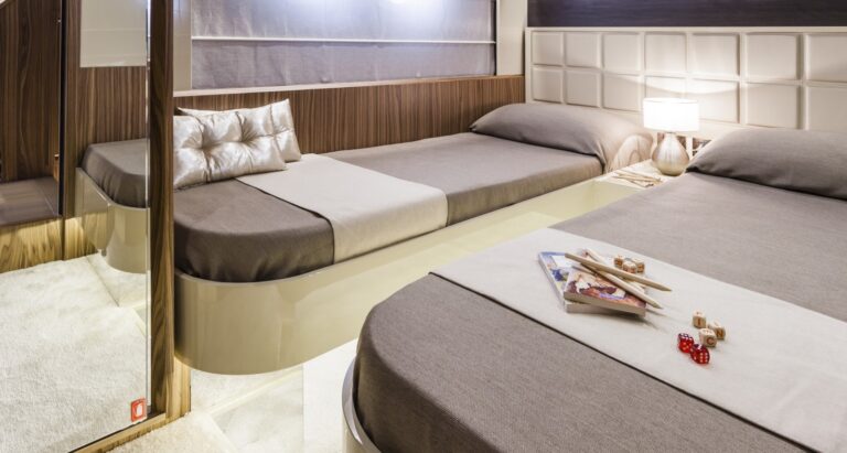 Twin Cabin