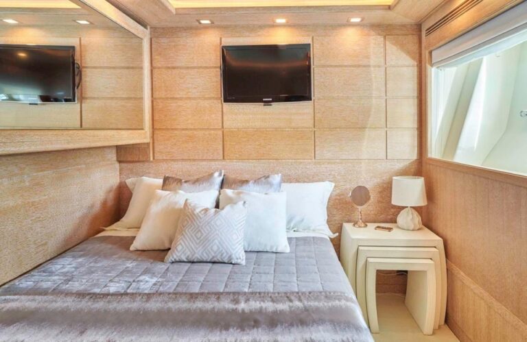 Guest Suite 01