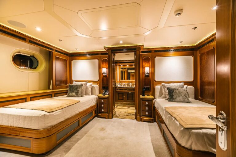 Twin Suite