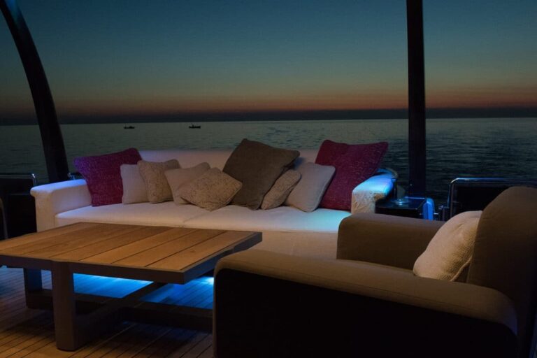 Aft Deck Seating