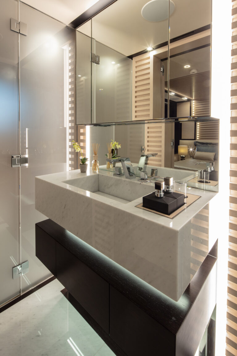 Double Cabin