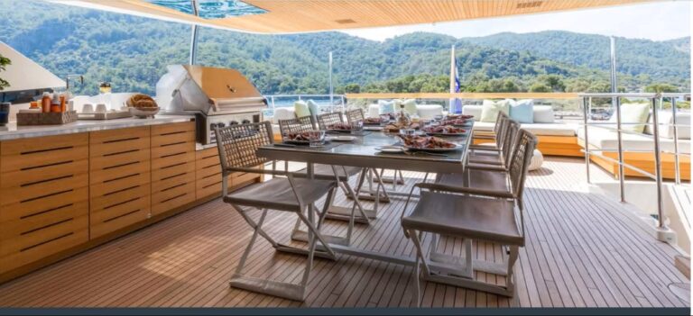 Exterior Dining Area