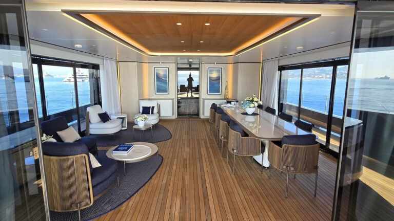Sky Lounge