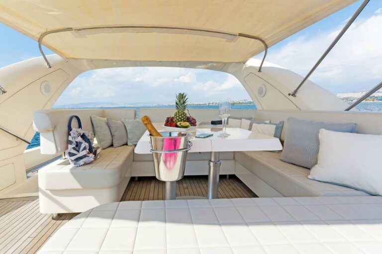 Flybridge Seating
