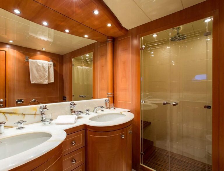 Master Ensuite