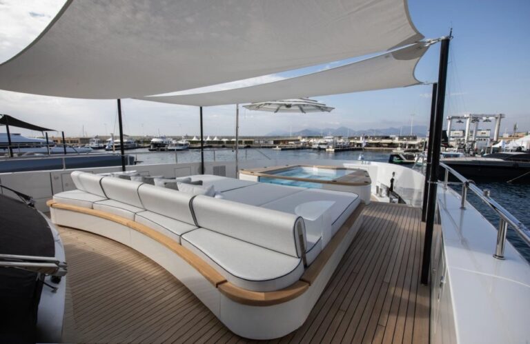 Exterior Relaxation Area