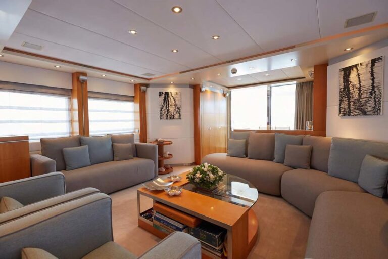Saloon Seating