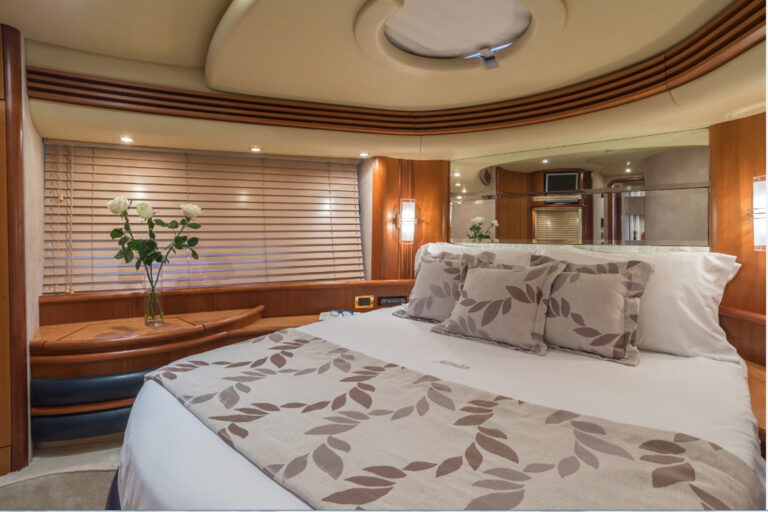 Double Cabin