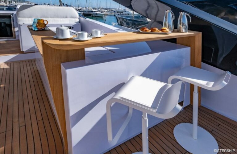 Exterior Relaxation Area 05