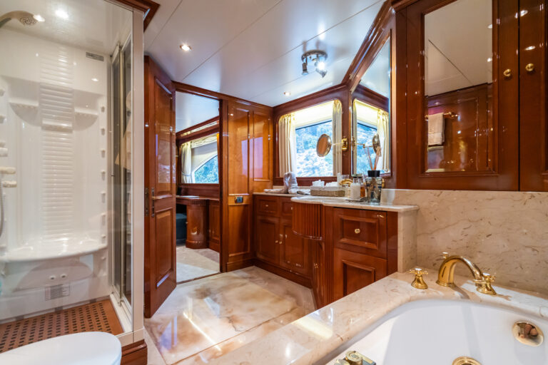 Master Ensuite