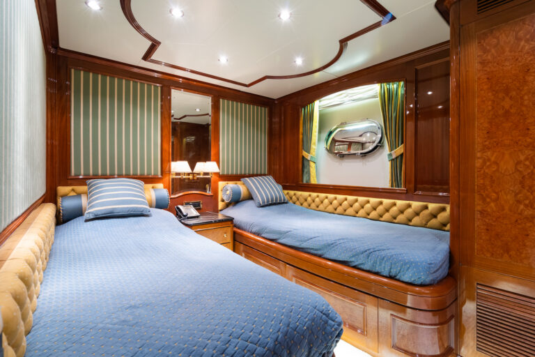 Twin Suite