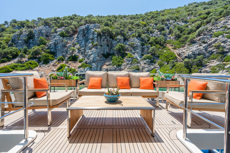 Sun Deck Seating