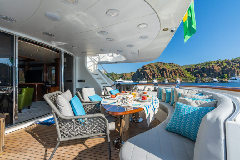 Main Deck Aft